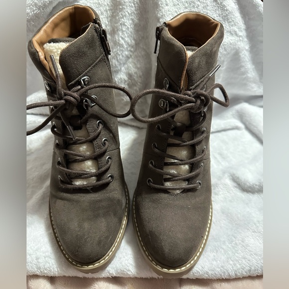 Universal Threads Chelsea zip or tie brown boots size women’s 8.5 - Picture 4 of 7